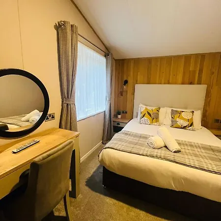 Mallard Lodge With Hot Tub Tatil Evi York