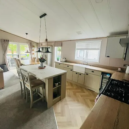 Сasa de vacaciones Copse View With Hot Tub *