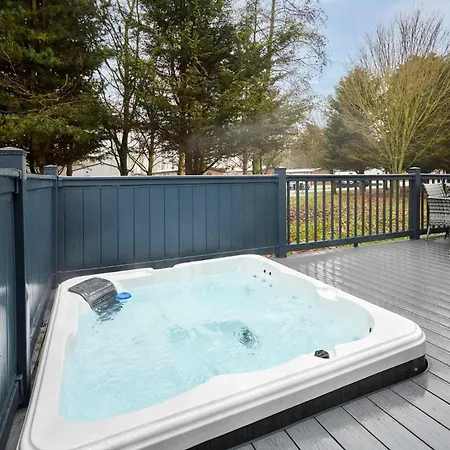 Tatil Evi Mallard Lodge With Hot Tub York