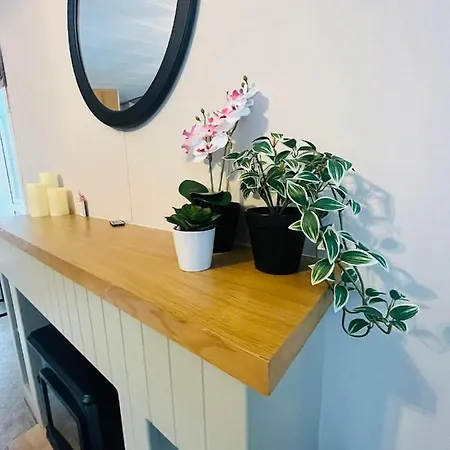 Copse View With Hot Tub 펜션