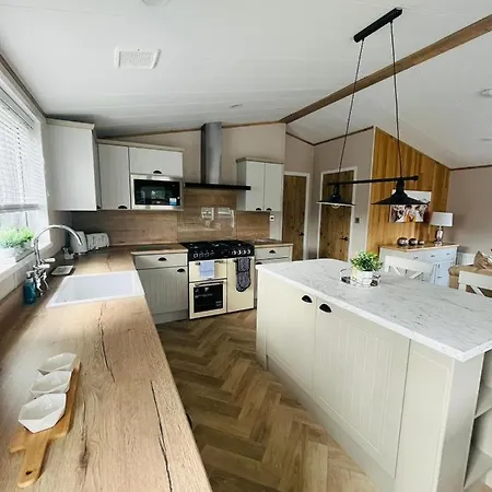 Copse View With Hot Tub 펜션 *